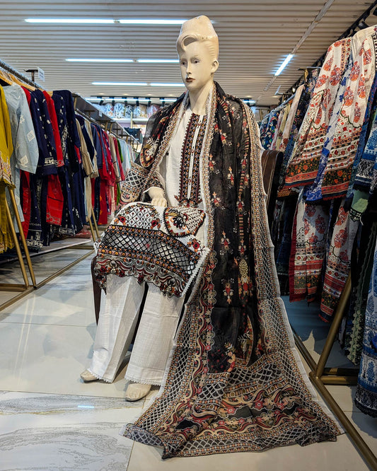 MS By Sara Sheen 02690 D 08