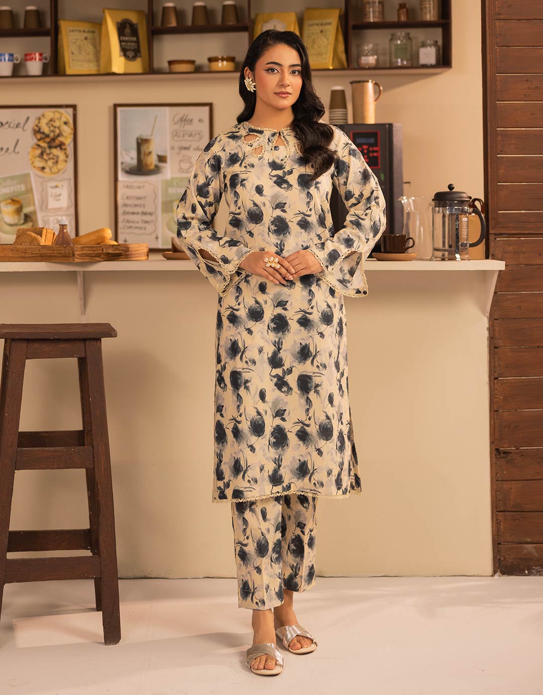 Azure By Sara Sheen AlHamra fabrics 