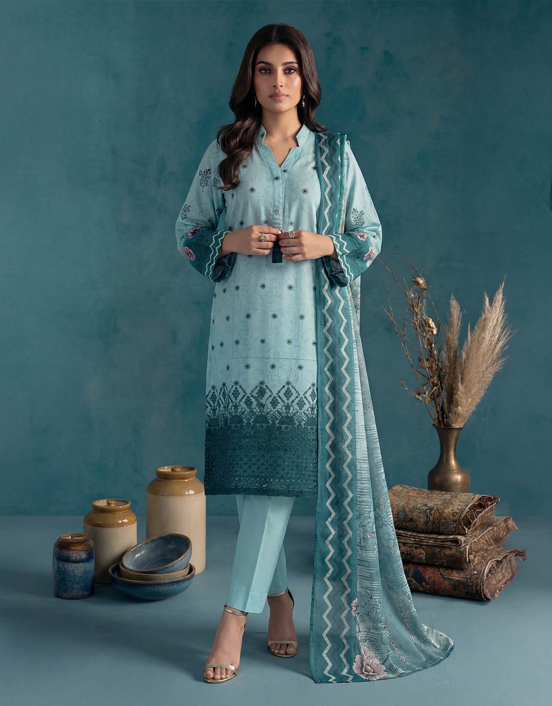 Elara By Sara Sheen Alhamrafabrics 