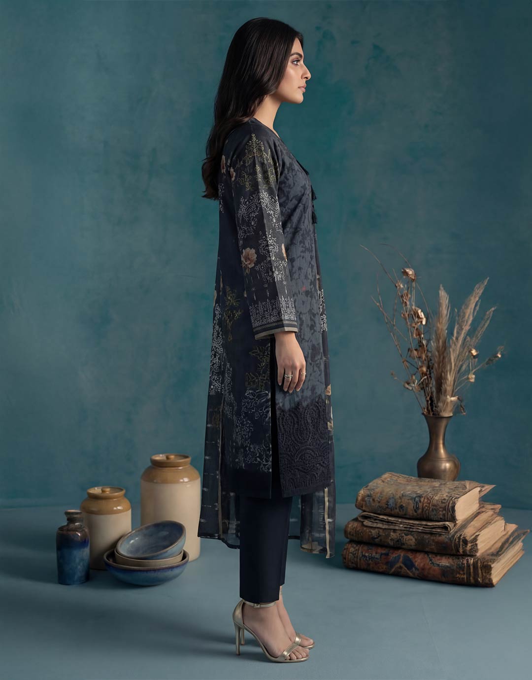 Elara By Sara Sheen Alhamrafabrics 