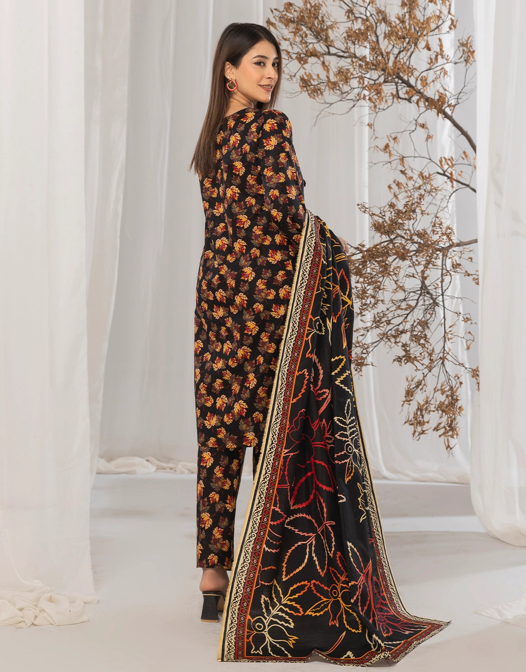 3 Piece - Digitally Printed Khaddar - R118