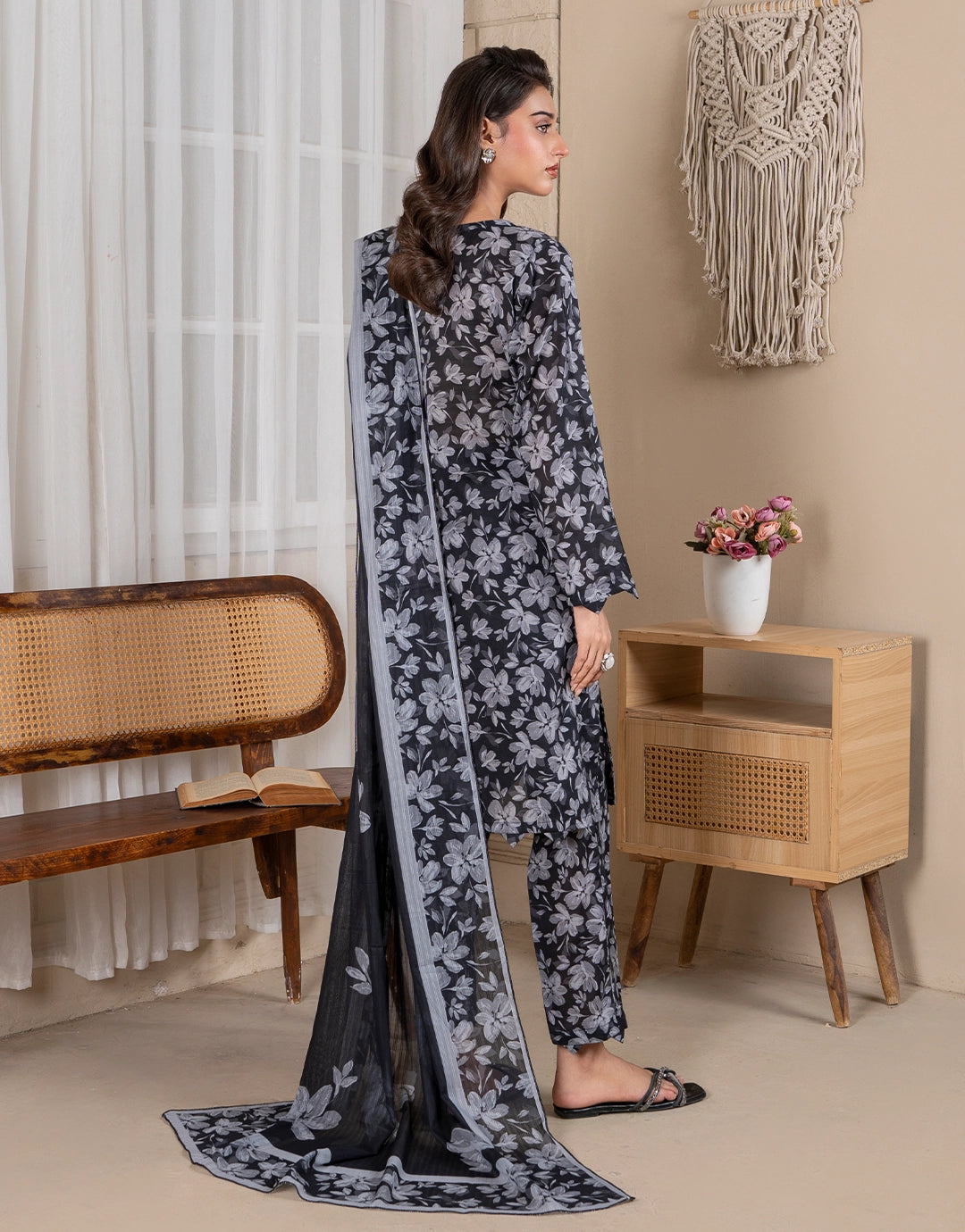 Nazneen - 3 Piece Stitched Printed Lawn